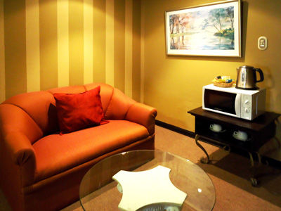 Leon De Oro Inn&suites